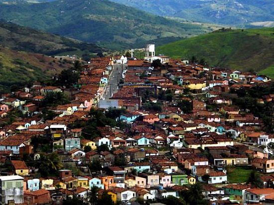 TIMBAÚBA| Tentativa de homicídio é registrado no Bairro Três Cocos; Vítima é atingida por dois disparos de Arma; Veja